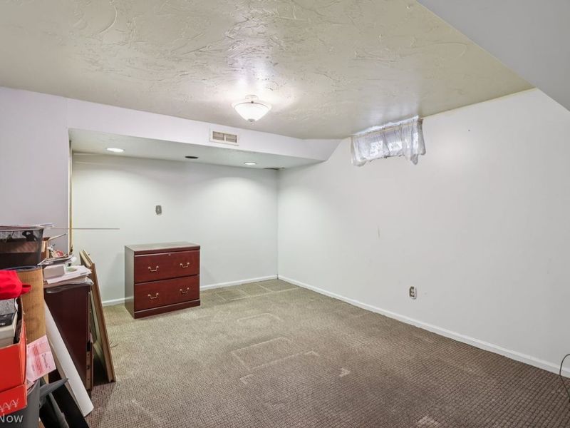 541 Orchardview Avenue, Seven Hills, OH 44131 Photo 46