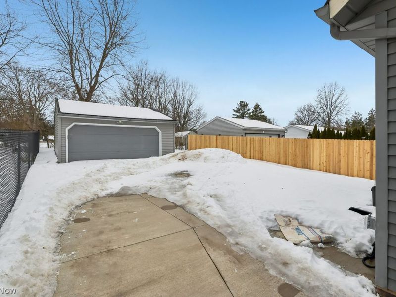 541 Orchardview Avenue, Seven Hills, OH 44131 Photo 54