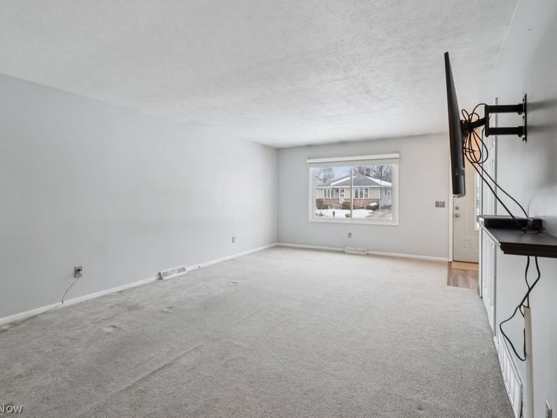 541 Orchardview Avenue, Seven Hills, OH 44131 Photo 9