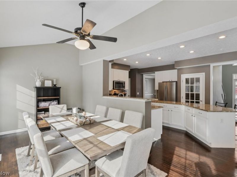 5298 Garfield Boulevard, Sheffield Village, OH 44054 Photo 11