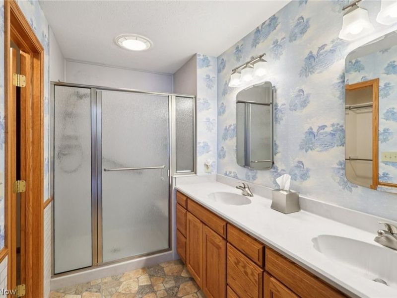 404 Shannon Drive, Wadsworth, OH 44281 Photo 23