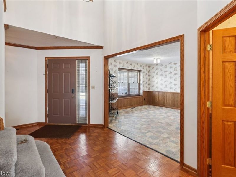 404 Shannon Drive, Wadsworth, OH 44281 Photo 4