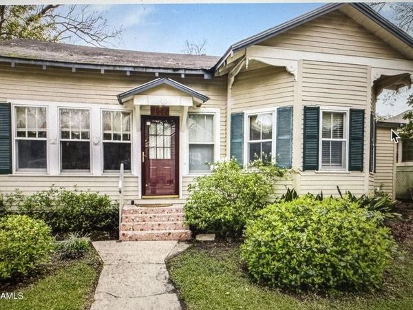 129 W Tennis Street, Opelousas, LA 70570