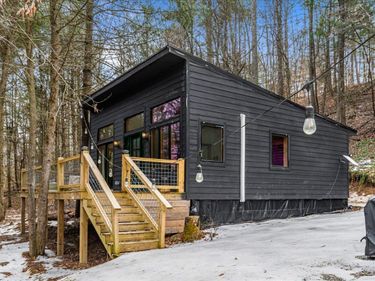 397 Sun Set Ridge, Rogers, KY 41365