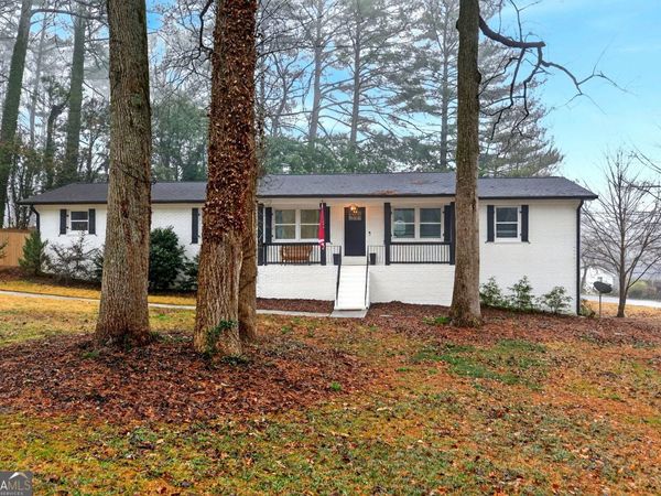 10 Valley Forest Lane SE, Smyrna, GA 30082