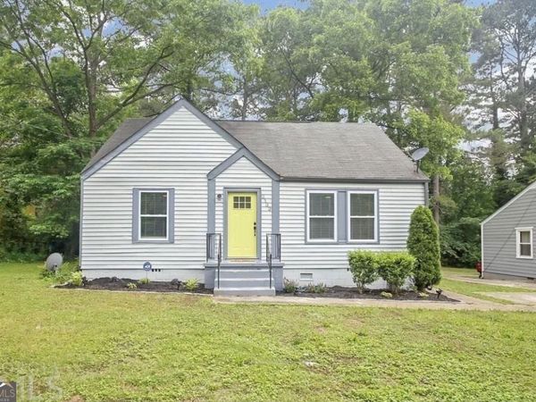 2133 Pinehurst Drive, East Point, GA 30344