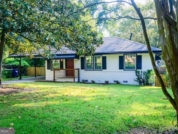 753 Commodore Drive NW, Atlanta, GA 30318