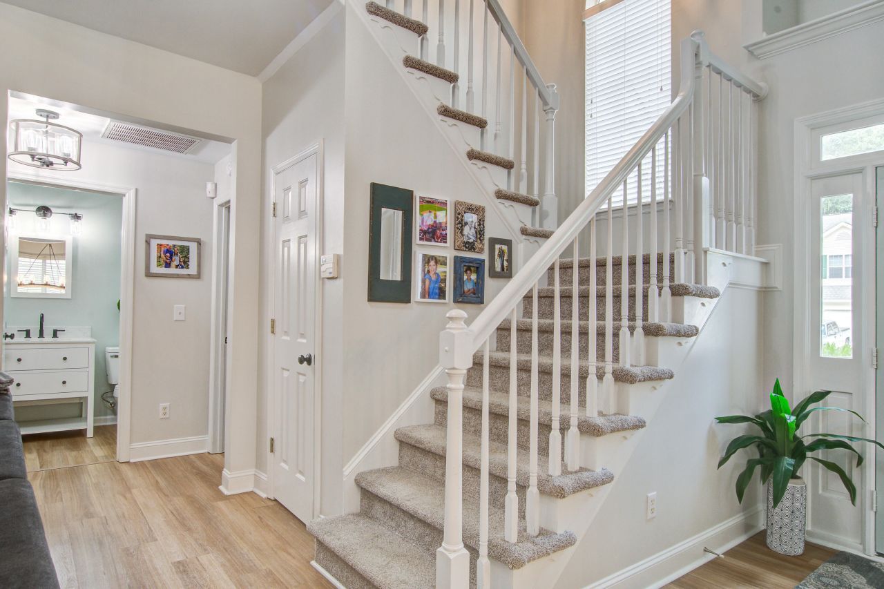 3242 Heathland Way Photo 25