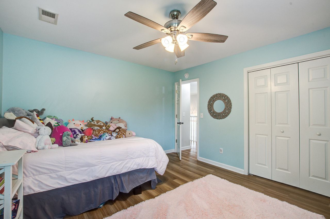 3242 Heathland Way Photo 34