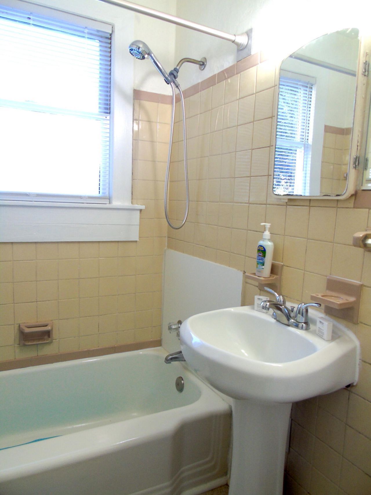 2372 Sorentrue Avenue Photo 11