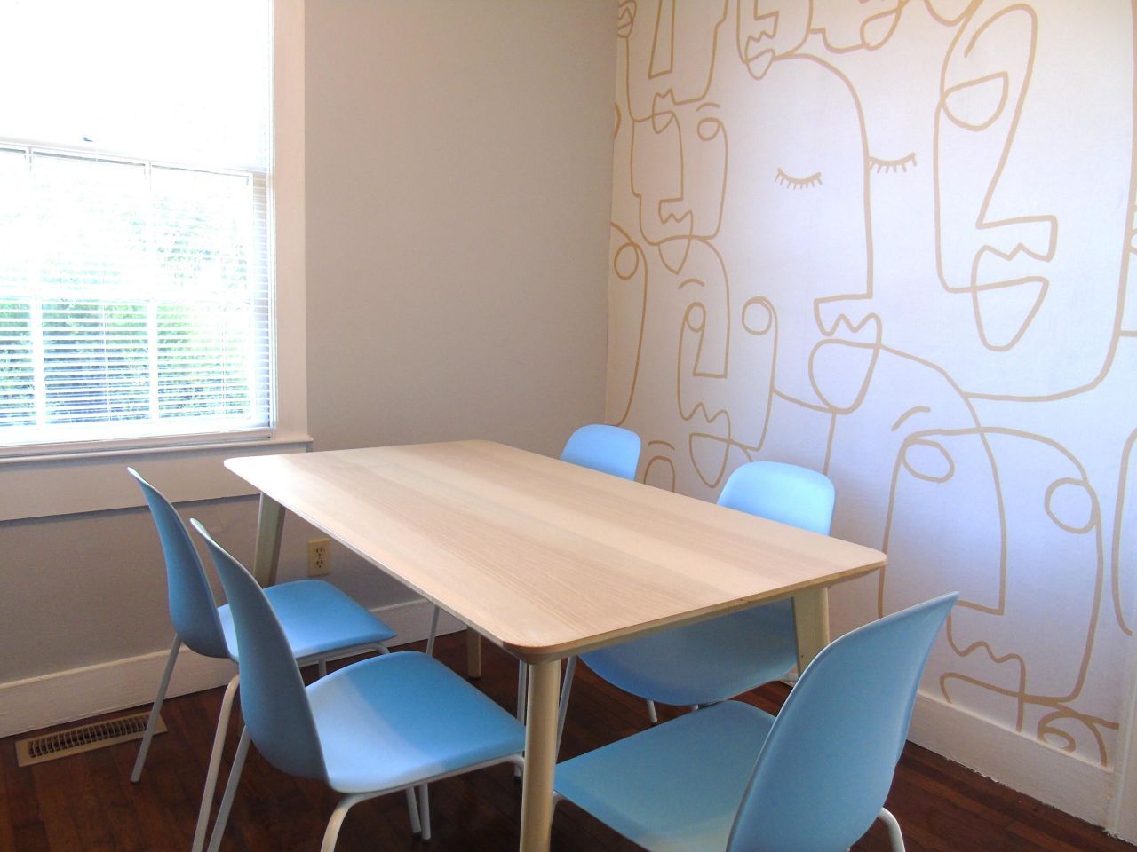 2372 Sorentrue Avenue Photo 9