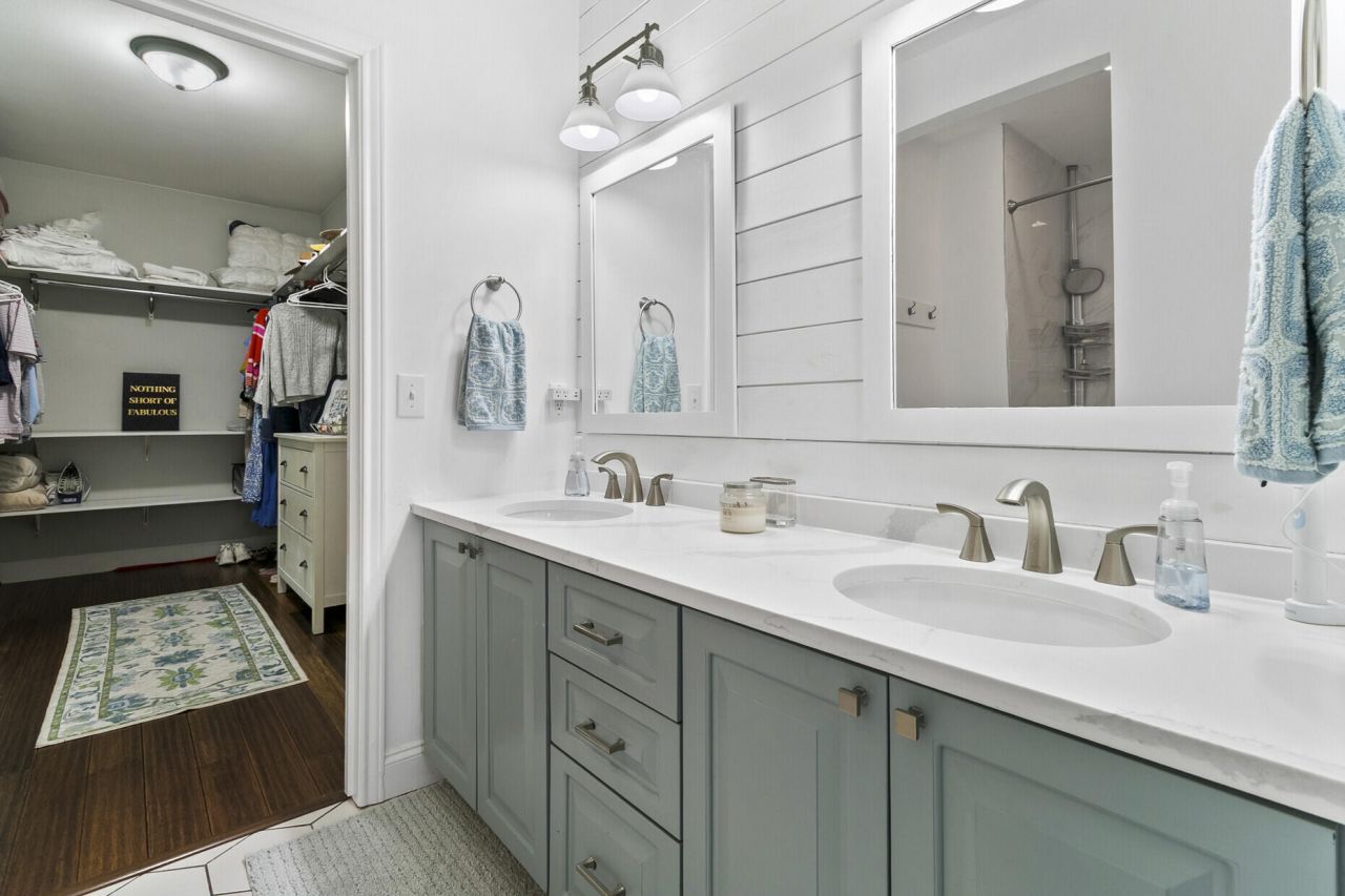 130 River Landing Drive Photo 14