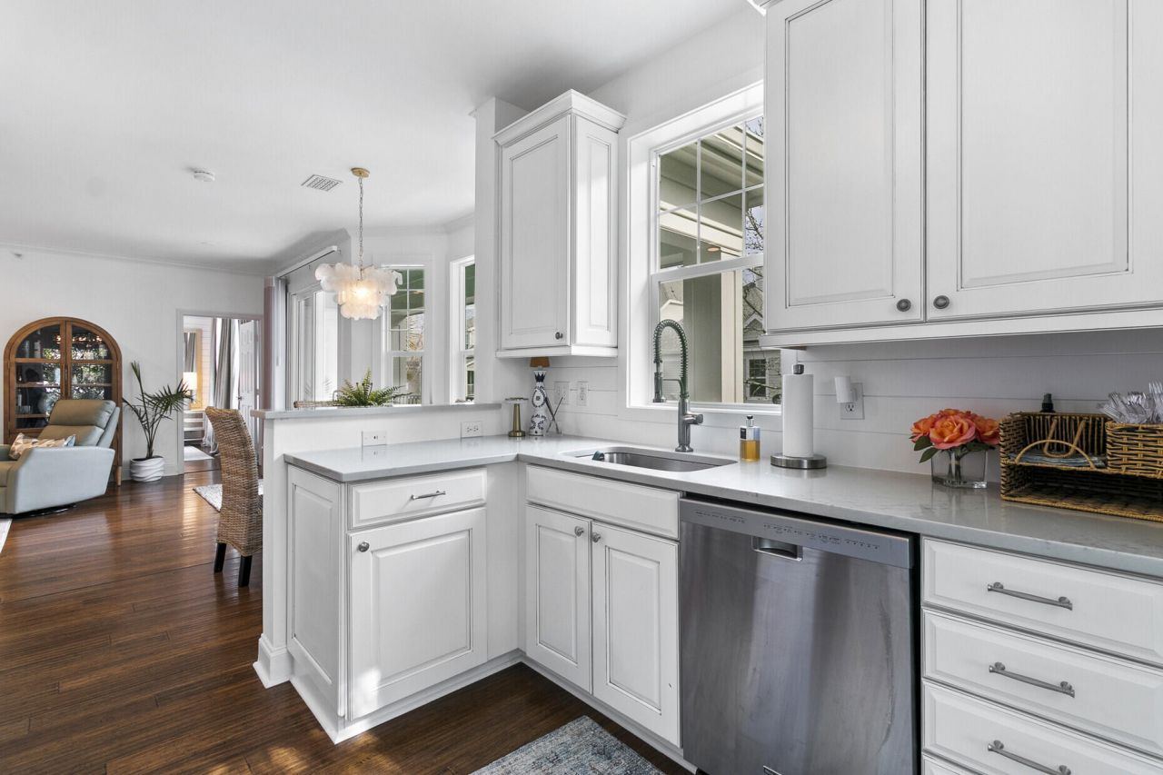 130 River Landing Drive Photo 8