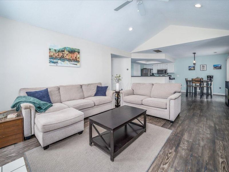 2411 Sportsman Drive, Grove City, OH 43123 Photo 8