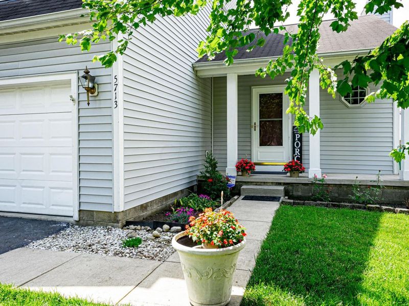 5713 Larksdale Drive , Galloway, OH 43119 Photo 1