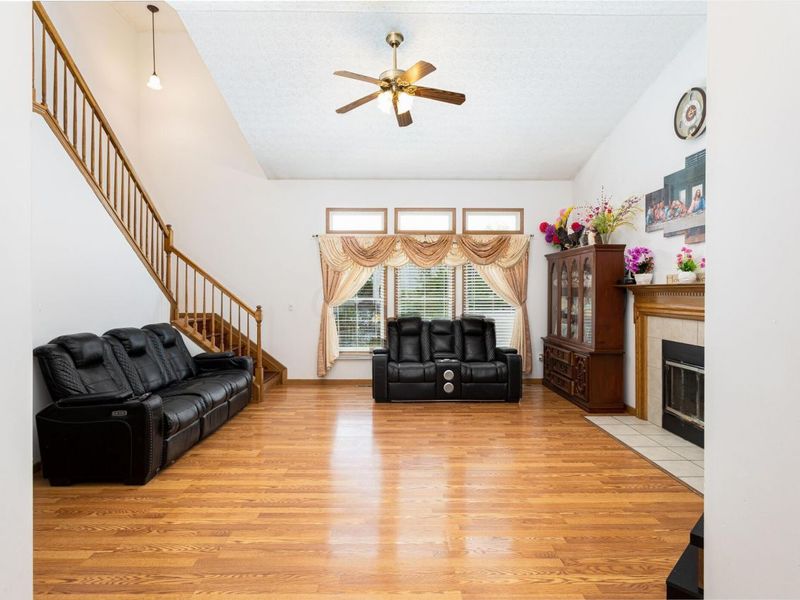 5713 Larksdale Drive , Galloway, OH 43119 Photo 10