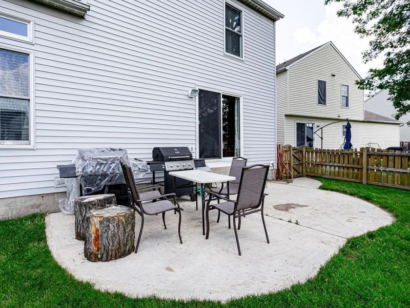 5713 Larksdale Drive , Galloway, OH 43119 Photo 8