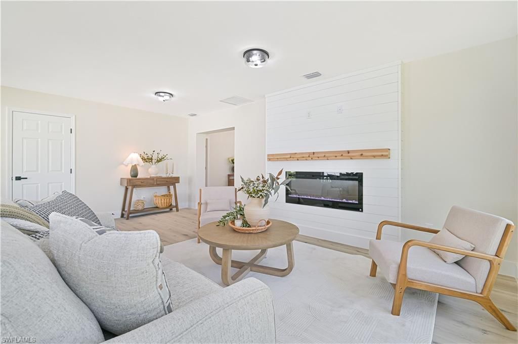 20844 Country Barn Dr, Estero, FL 33928 Photo