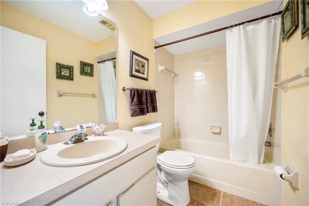 11170 Caravel Cir, Unit 310, Fort Myers, FL 33908 Photo