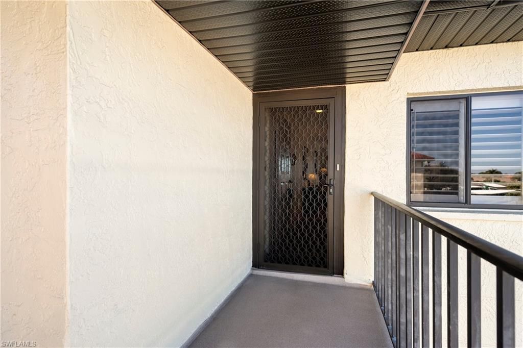 11170 Caravel Cir, Unit 310, Fort Myers, FL 33908 Photo