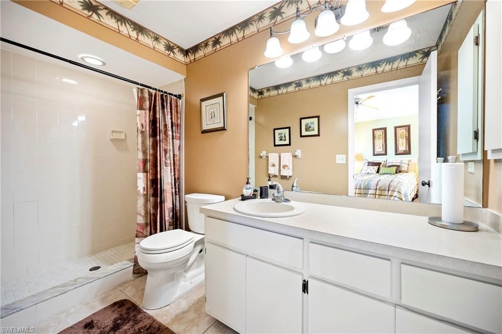 11170 Caravel Cir, Unit 310, Fort Myers, FL 33908 Photo