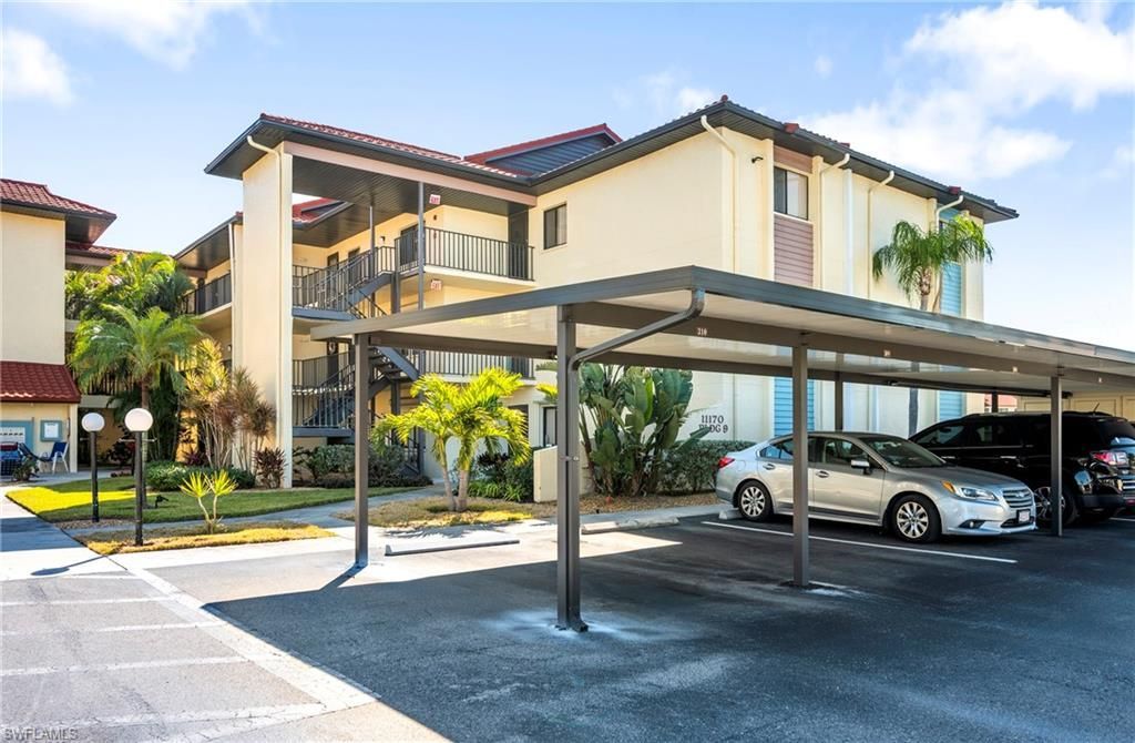 11170 Caravel Cir, Unit 310, Fort Myers, FL 33908 Photo