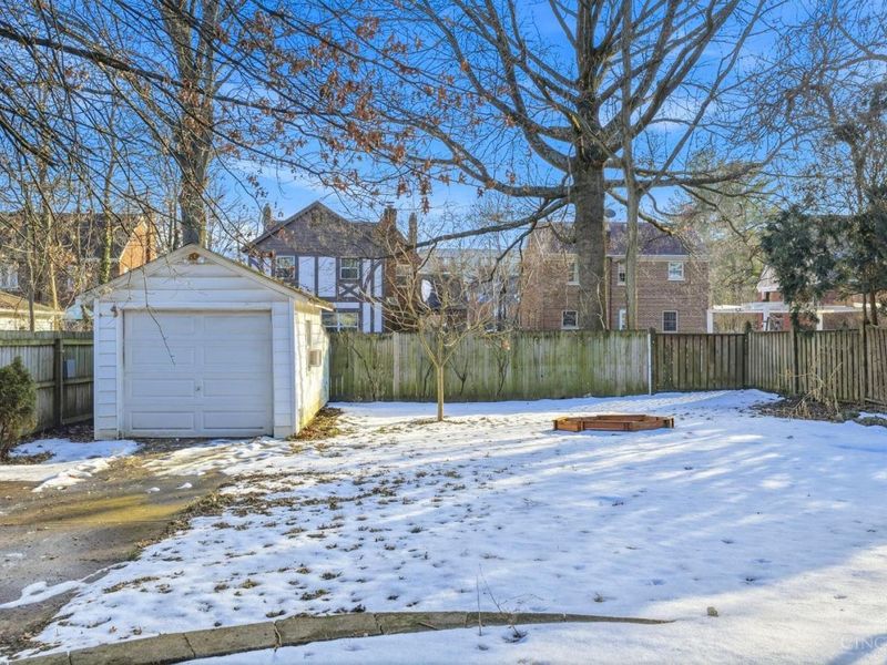 1565 Reid Avenue, Cincinnati, OH 45224 Photo 41