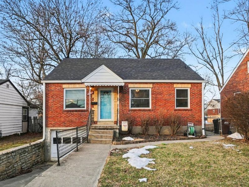 4304 Kugler Mill Road, Deer Park, OH 45236 Photo 1