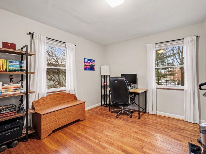 4304 Kugler Mill Road, Deer Park, OH 45236 Photo 13