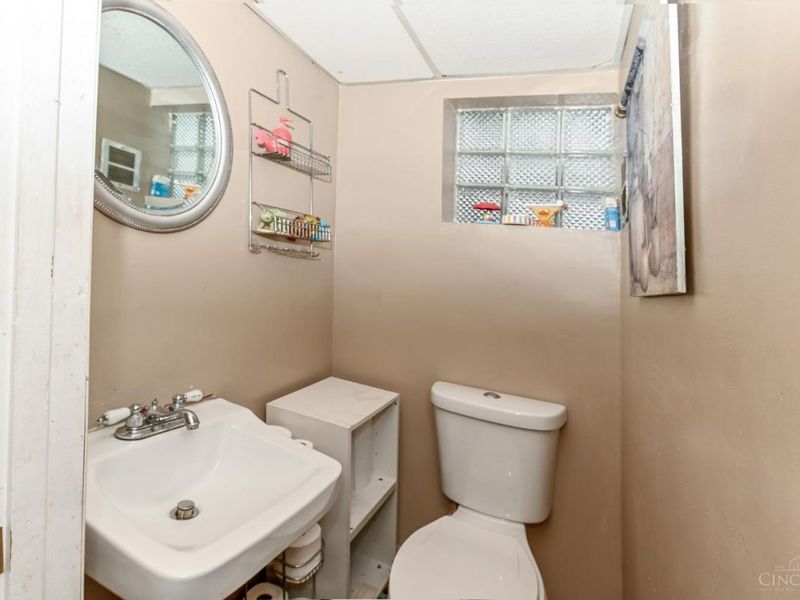 3921 Cedarwood, Cincinnati, OH 45213 Photo 13