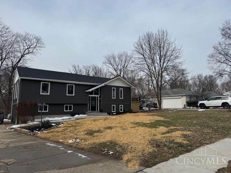 2559 Concordgreen Drive, Cincinnati, OH 45244 Photo 1