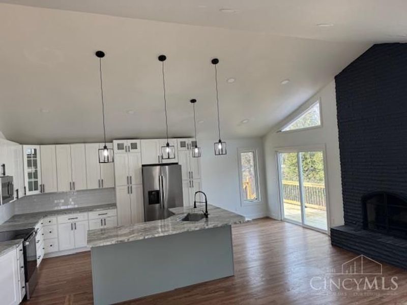 2559 Concordgreen Drive, Cincinnati, OH 45244 Photo 4