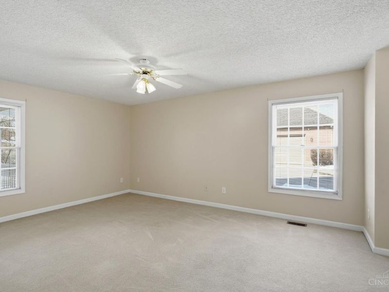 1776 Thall Drive, Hamilton, OH 45013 Photo 14