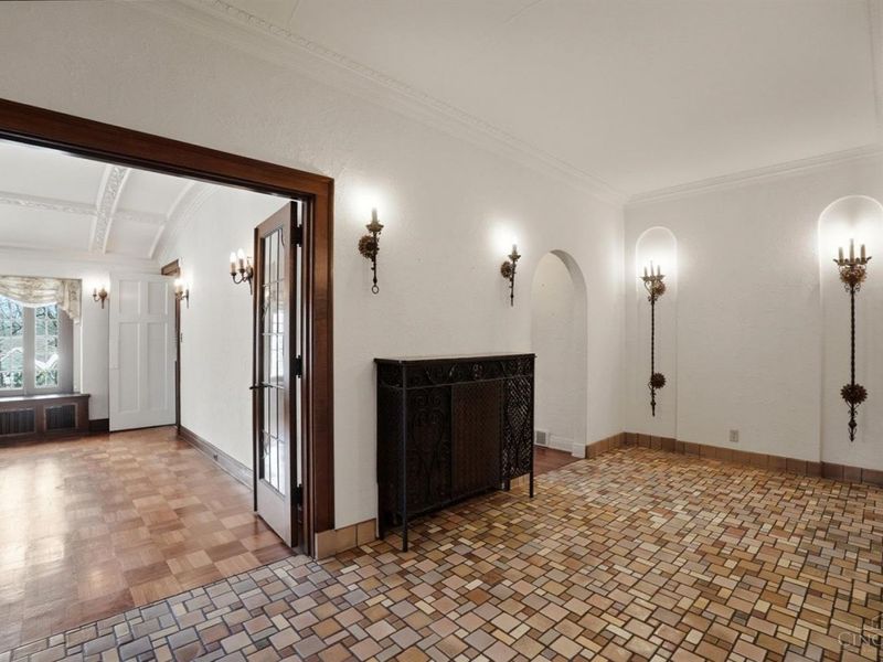 3870 Middleton Avenue, Cincinnati, OH 45220 Photo 19