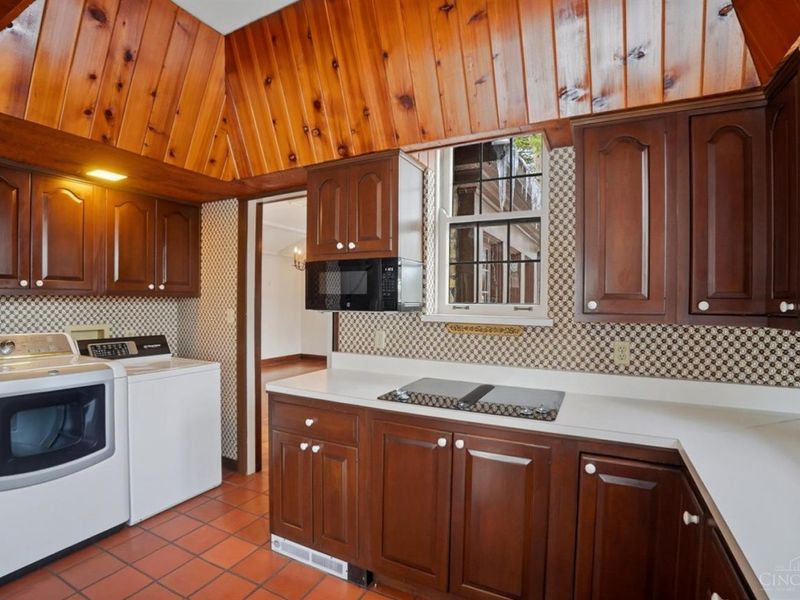 3870 Middleton Avenue, Cincinnati, OH 45220 Photo 26