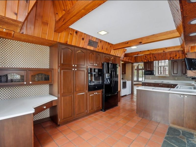 3870 Middleton Avenue, Cincinnati, OH 45220 Photo 27