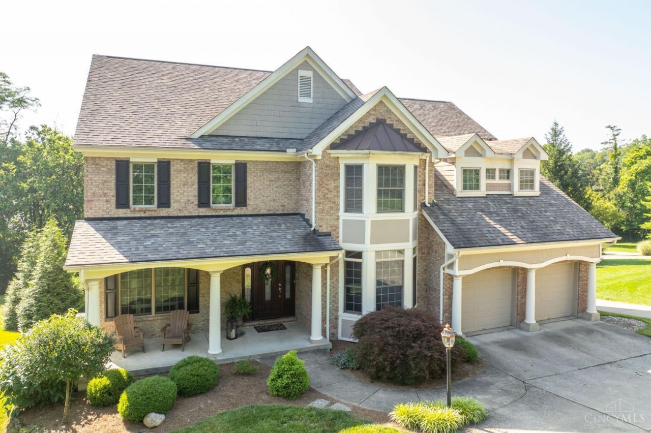 7097 Shawnee Hills Drive, Madeira, OH 45243 Main Photo