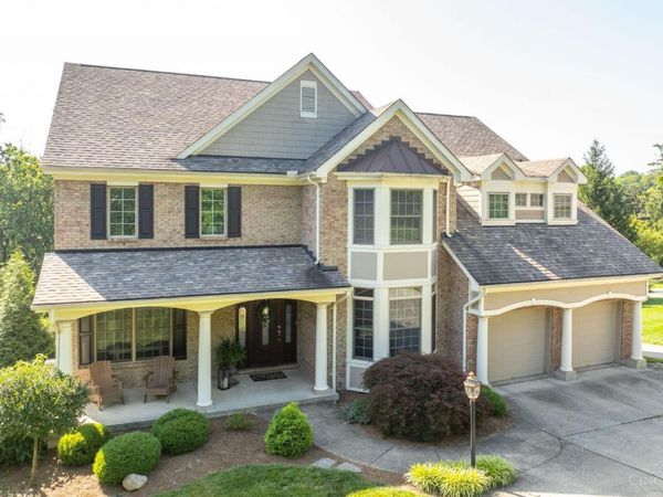 7097 Shawnee Hills Drive, Madeira, OH 45243