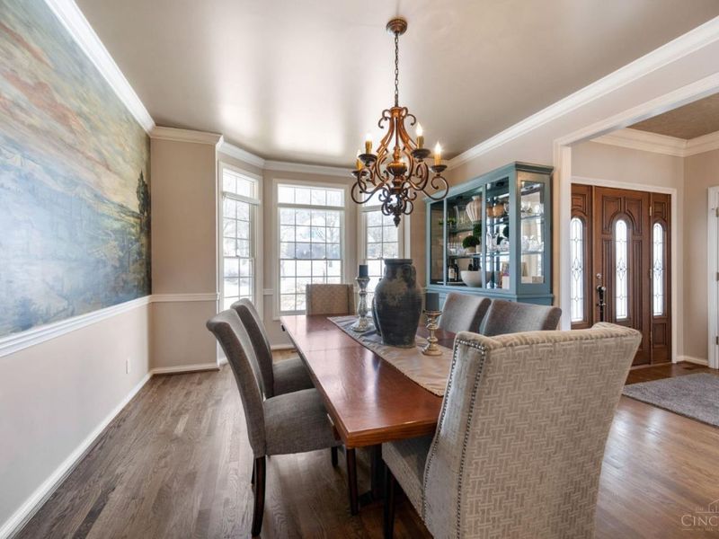 7097 Shawnee Hills Drive, Madeira, OH 45243 Photo 4