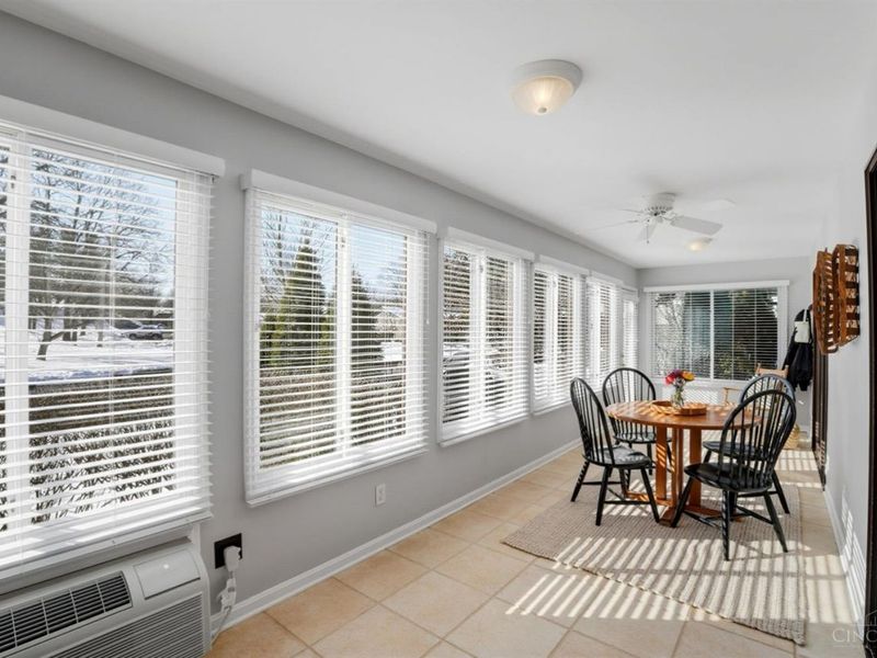 318 Miami Lakes Drive, Unit 9, Milford, OH 45150 Photo 18