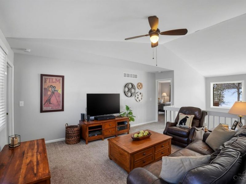 318 Miami Lakes Drive, Unit 9, Milford, OH 45150 Photo 34