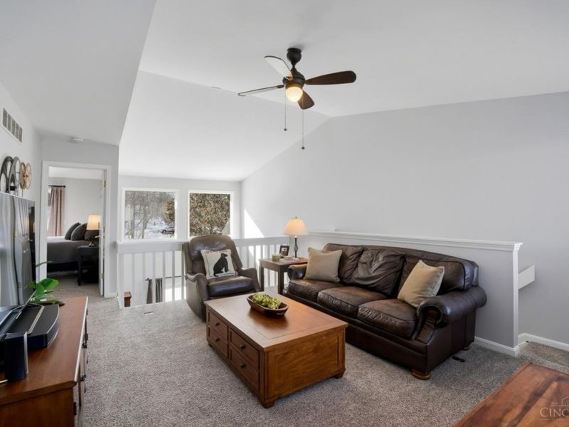 318 Miami Lakes Drive, Unit 9, Milford, OH 45150 Photo 35