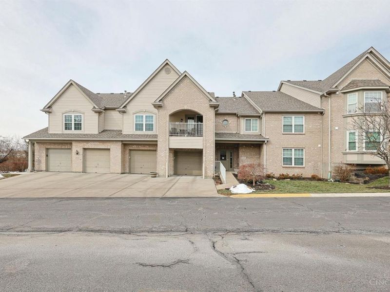 835 Neeb Road, Unit 6, Delhi Twp, OH 45233 Photo 1