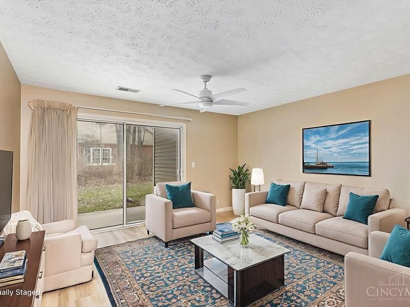 830 Carrington Place, Unit 102, Loveland, OH 45140 Photo 3
