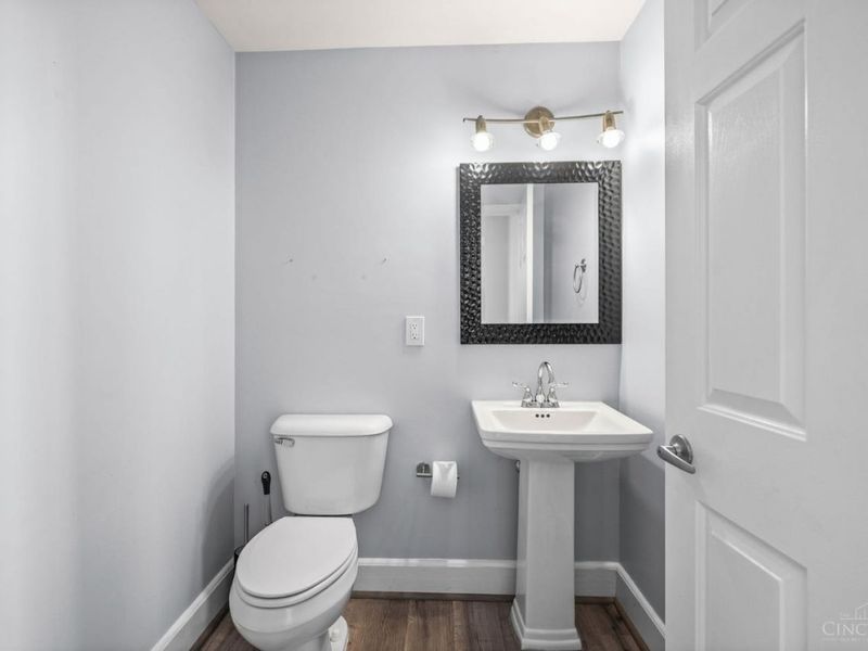 551 E Thirteenth Street, Unit 4, Cincinnati, OH 45202 Photo 9