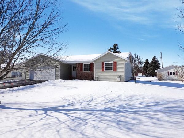 N3987 Vista ROAD, Sullivan, WI 53178