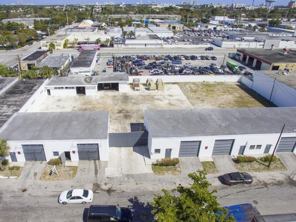 842 NW 7th Terrace Nw, Fort Lauderdale, FL 33311 Photo
