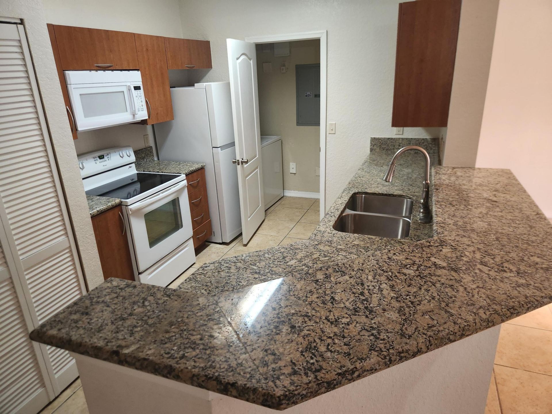 156 SW Peacock Boulevard, Unit 29102, Port Saint Lucie, FL 34986 Photo