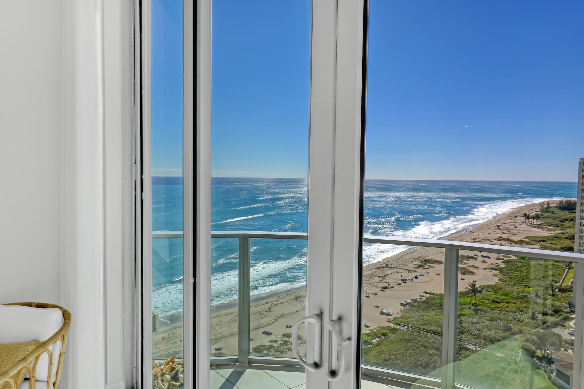 3100 N Ocean Dr, Unit 1805, Singer Island, FL 33404 Photo