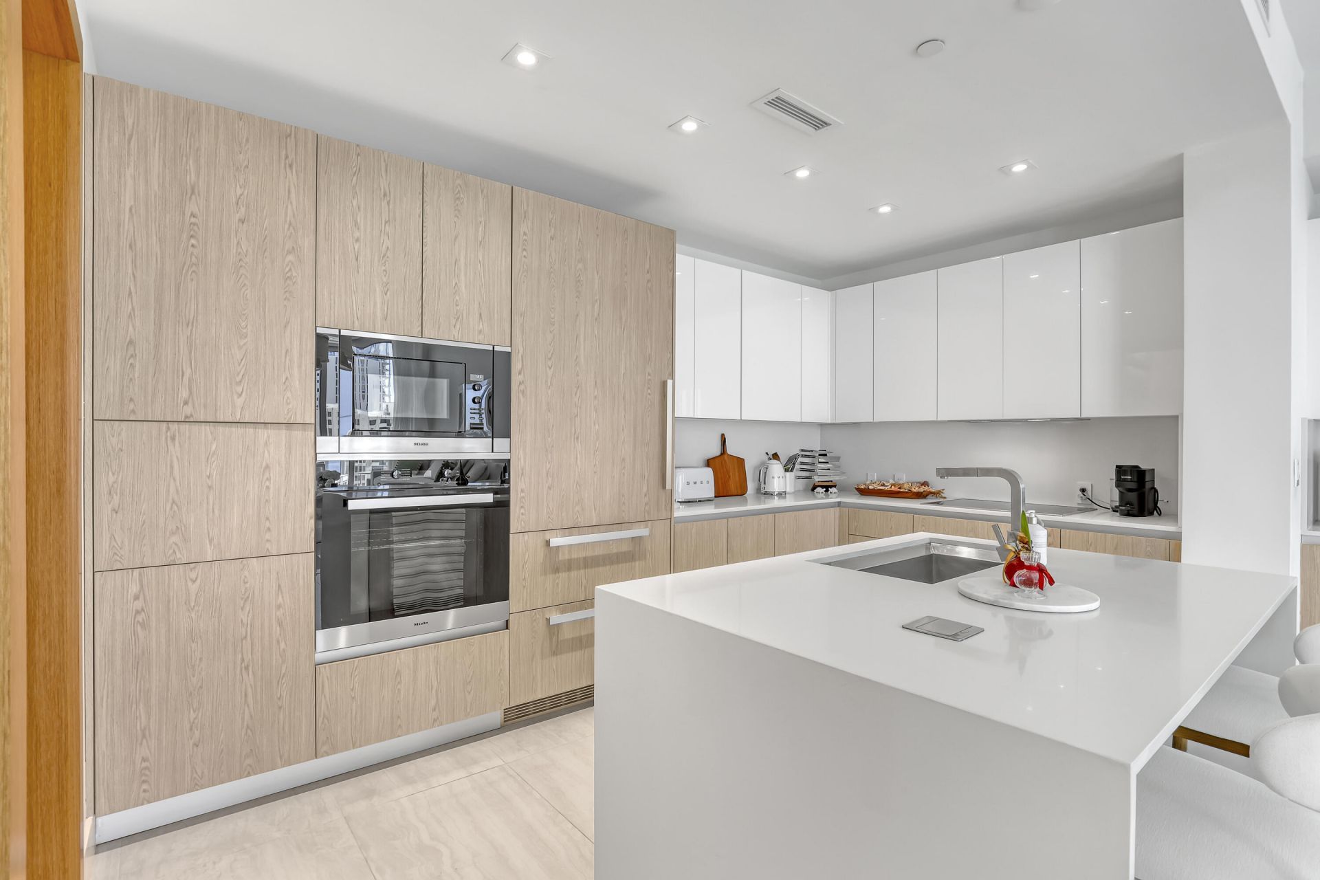 3100 N Ocean Dr, Unit 1805, Singer Island, FL 33404 Photo